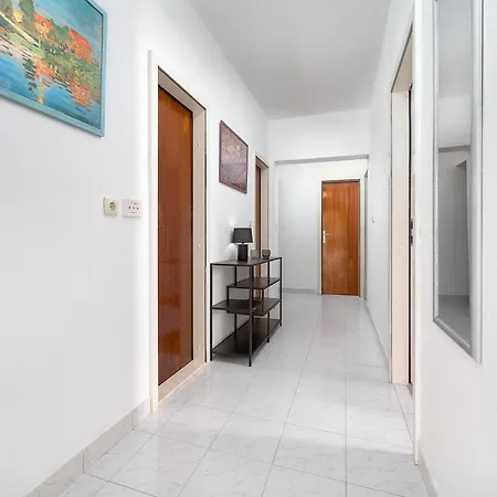 Lech Hvar * Hvar Town