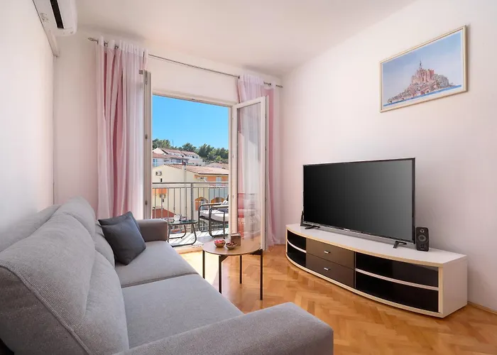 Lech Hvar * Хвар